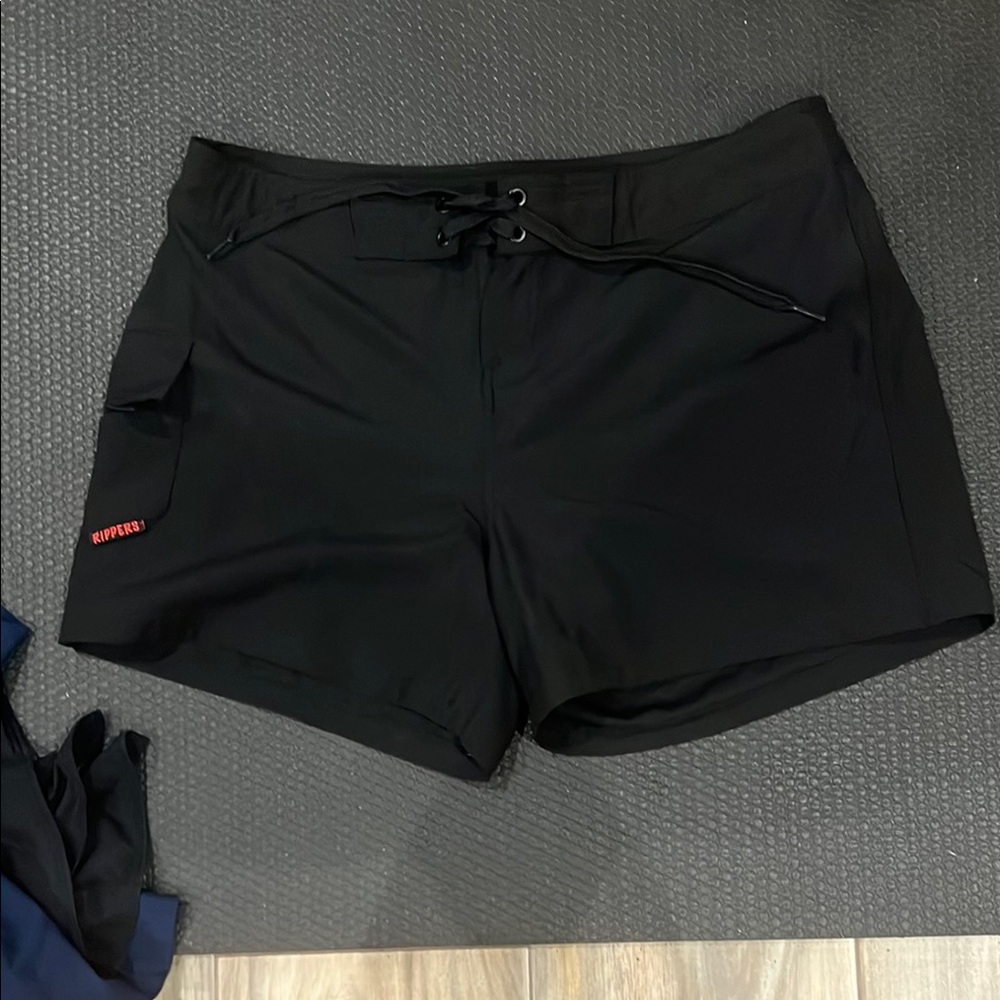 MAUI RIPPERS Black Swim Shorts